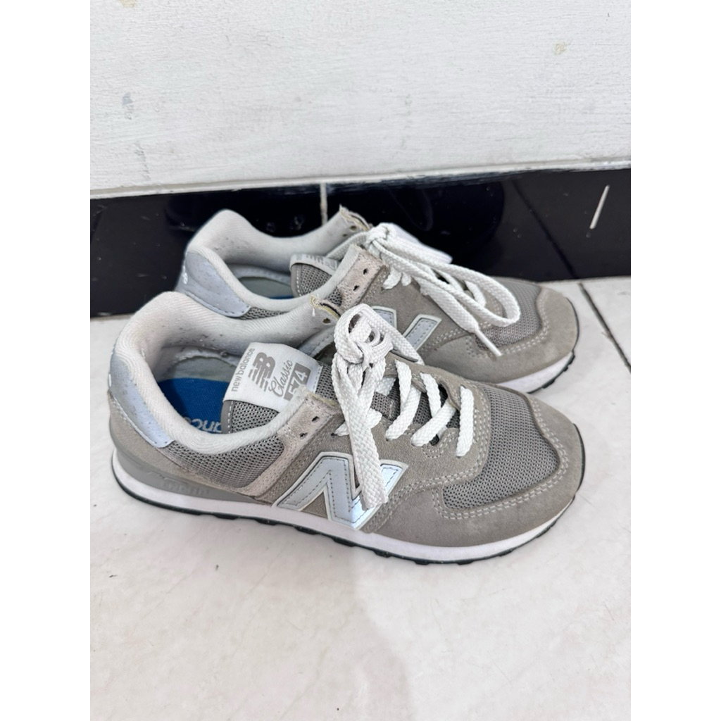 Original Sneakers New Balance Classic 574 (Preloved)