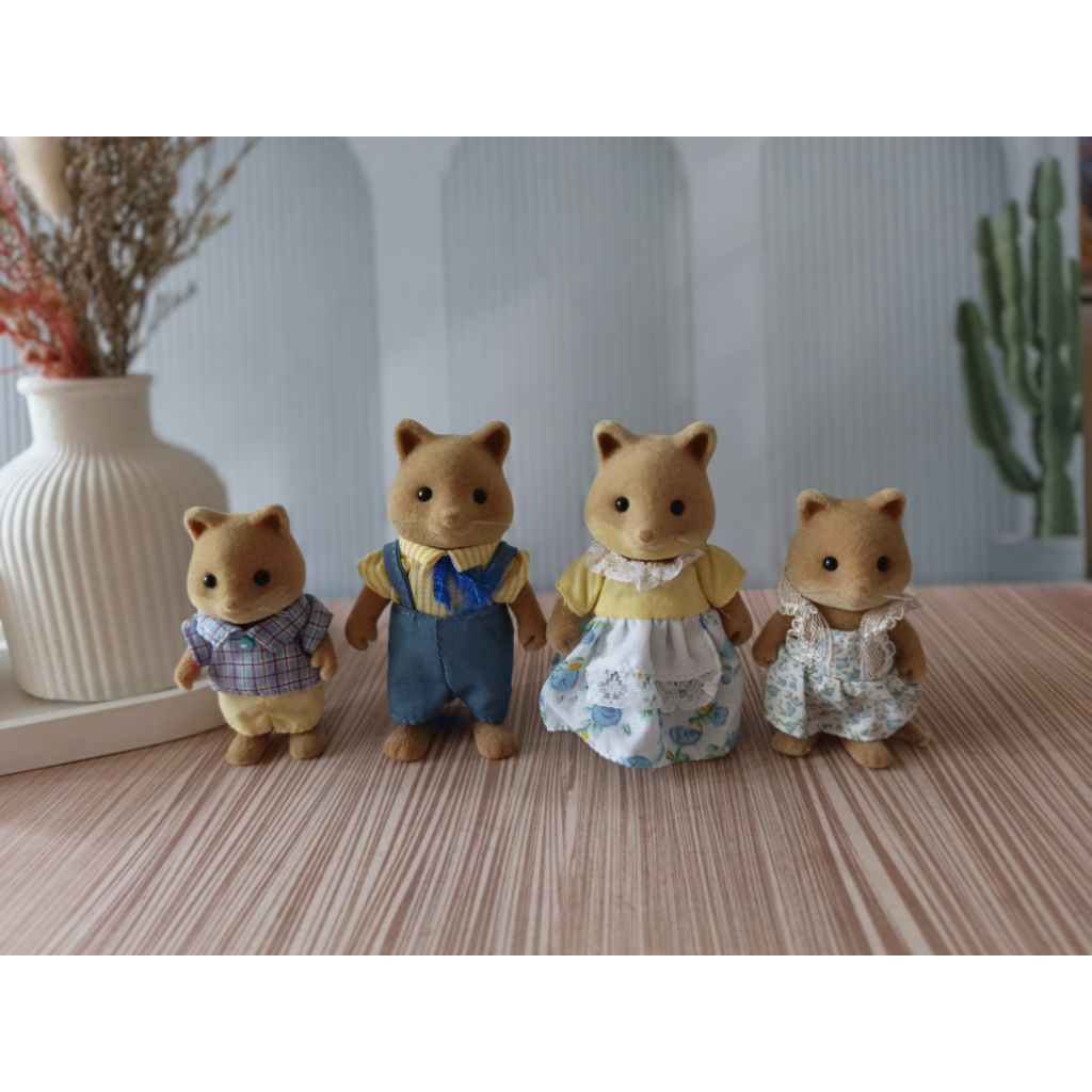 Sylvanian Families the Slydale Honey Fox Family (Rare)