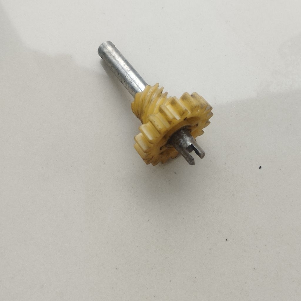 Gigi Gear pompa oli Suzuki TRS GP100 original