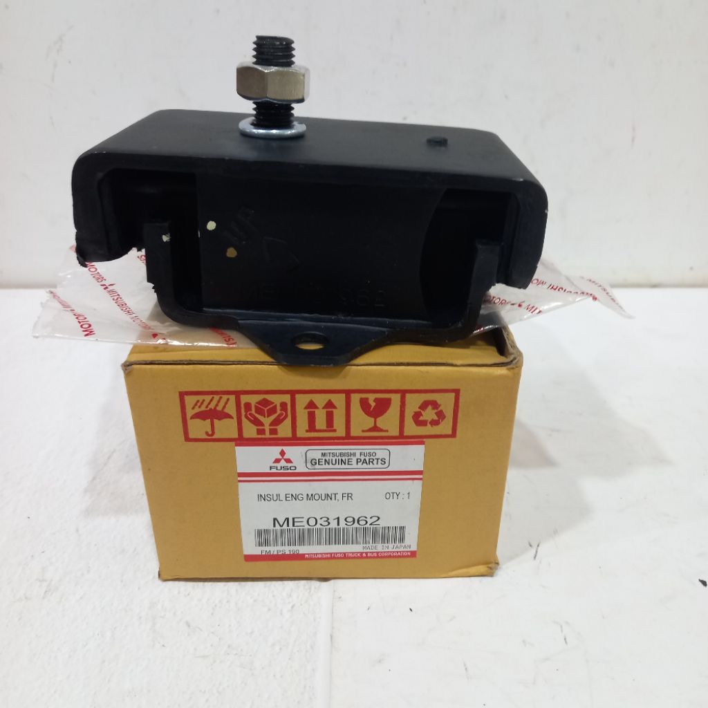 ENGINE MOUNTING FUSO FM215 FM516 KARET DUDUKAN MESIN FUSO FM516 FM517 ME031962