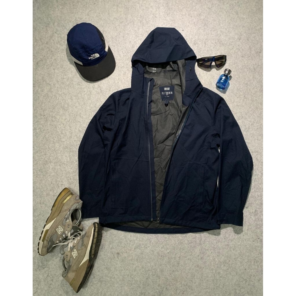 UNIQLO blockteck navy