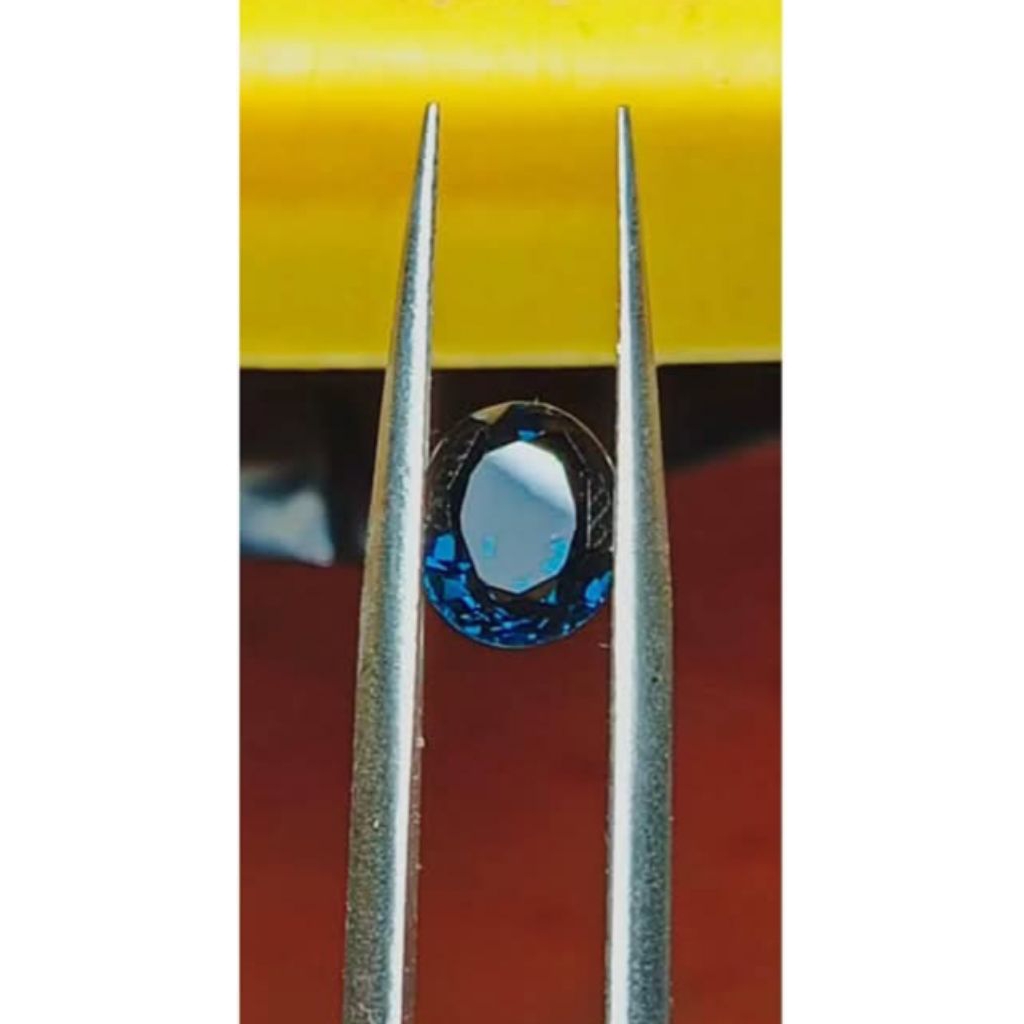 natural cobalt blue spinel 1.75ct