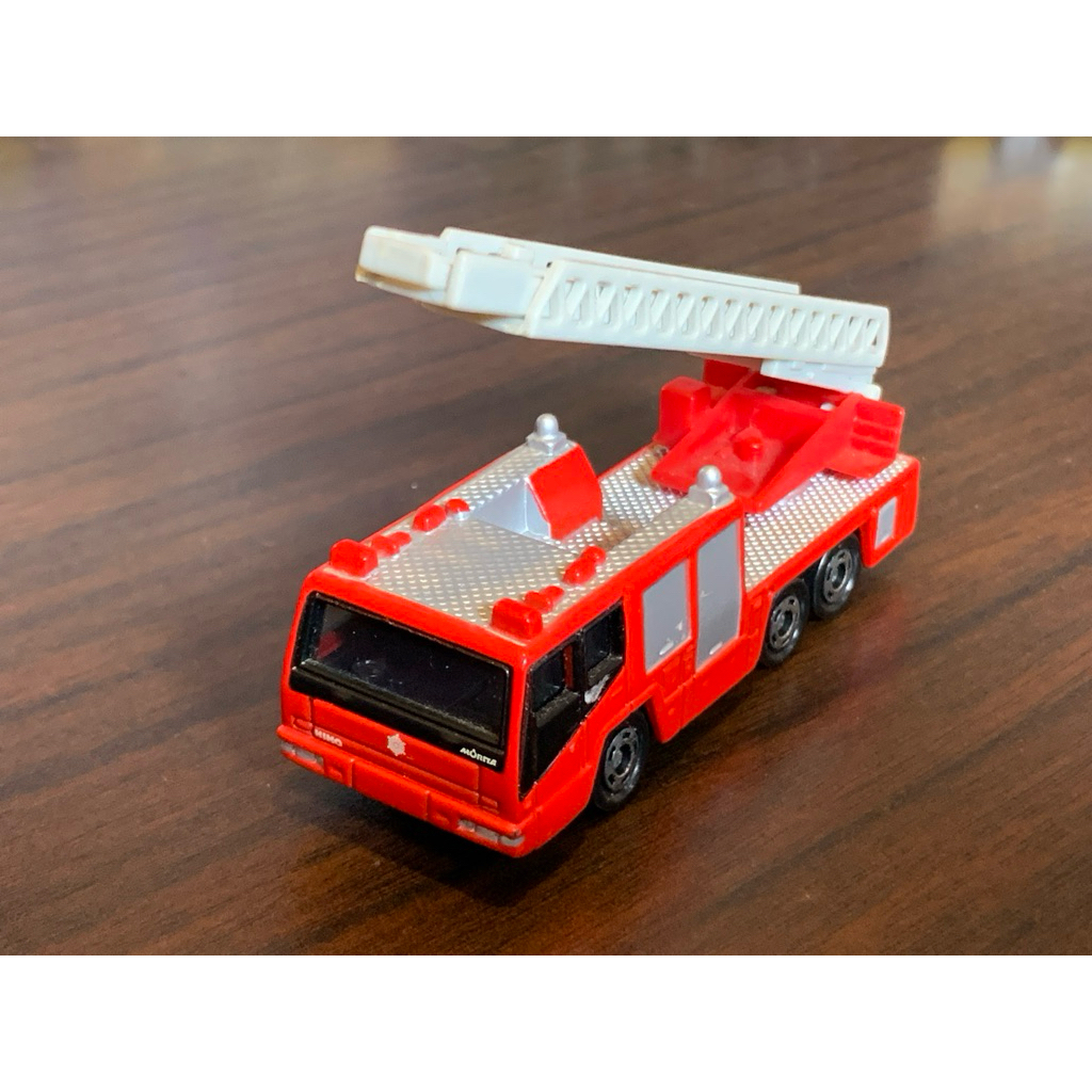 Tomica No 108 Hino Aerial Ladder Fire Truck tomica - Loose