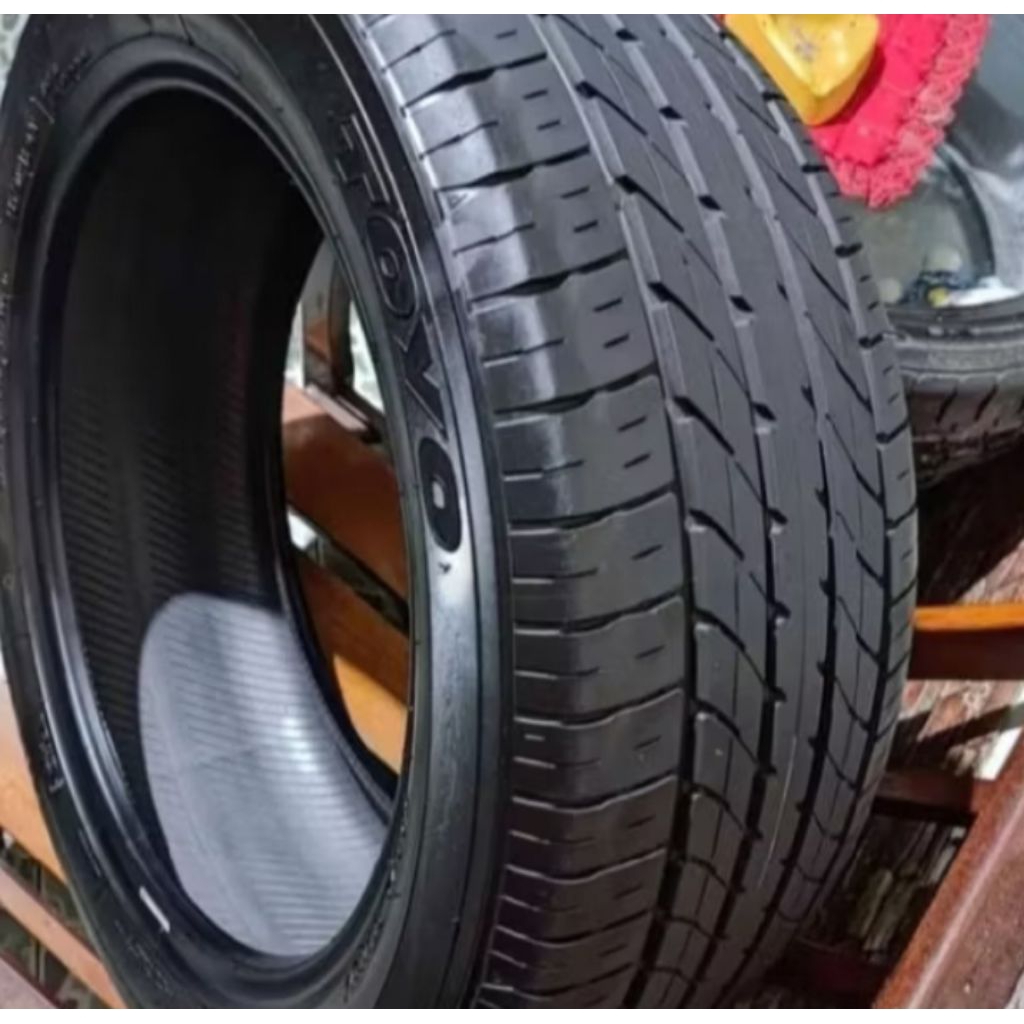 Ban Mobil Seken Ring 19 Ukuran 255 55 R19 Tubeless Copotan Berkualitas