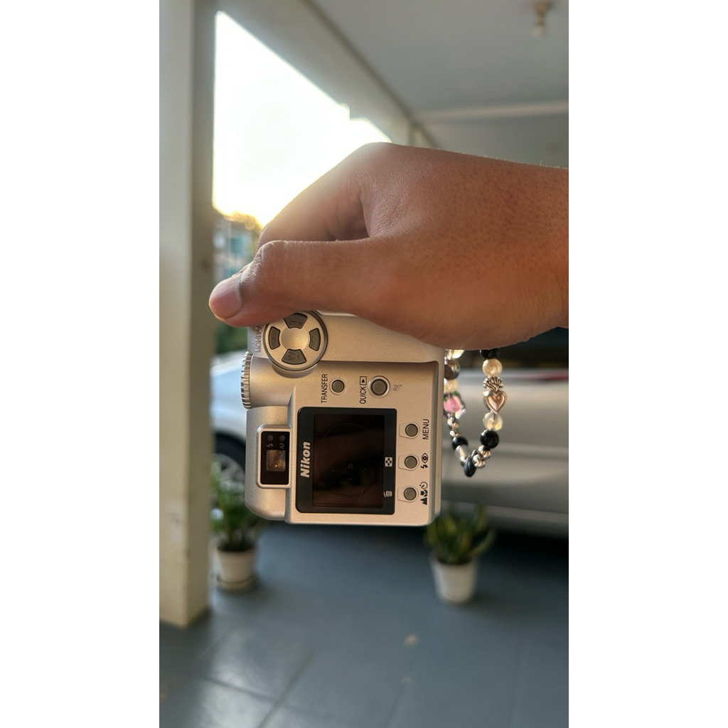 Kamera Digital Nikon Coolpix 775