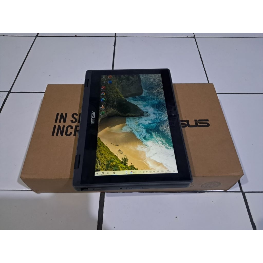 ASUS BR1100FKA