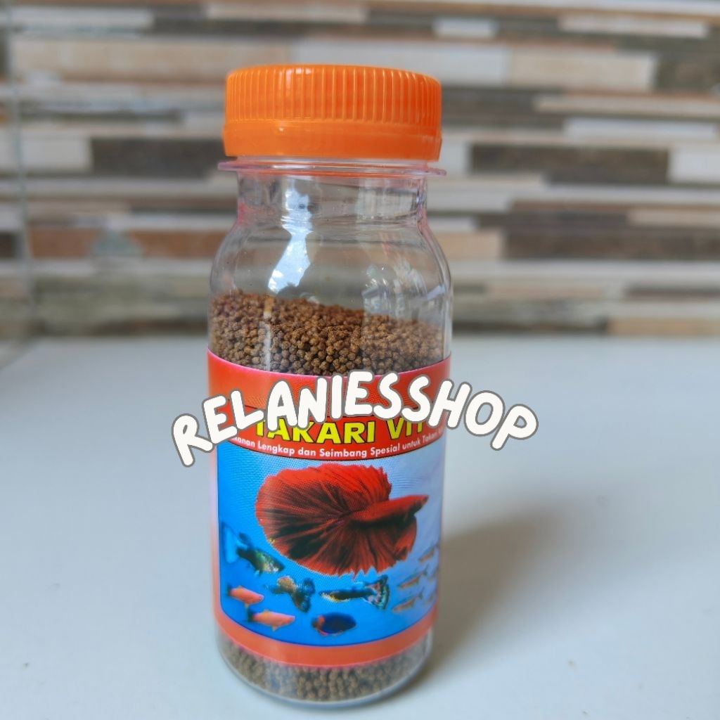 TAKARI VIT PAKAN DENGAN NUTRISI LENGKAP UNTUK SIRIP/WARNA