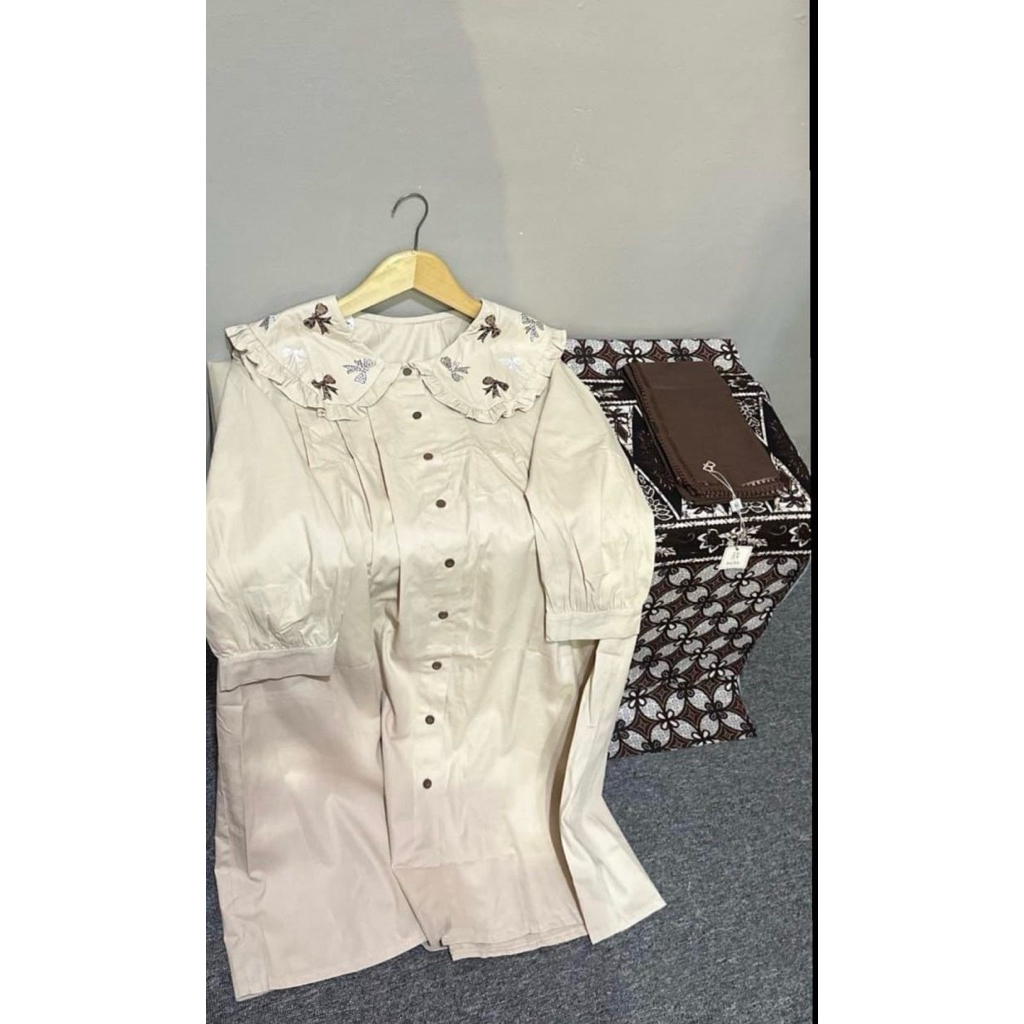 SETELAN BAJU SANTRI WANITA 3in1  ( baju + kerudung + sarung batik) NYAMAN DAN SOPAN