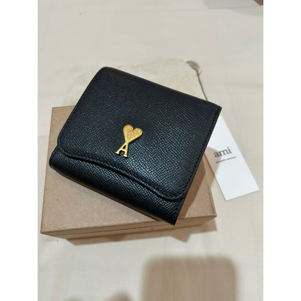 AMI Compact Wallet in Black 6card slots second Original