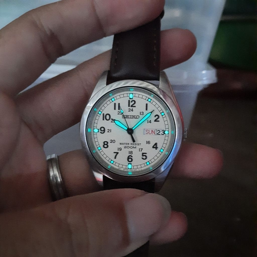 Seiko 5  Military Automatic Cream not SNK803K2 SNK803 SKX431