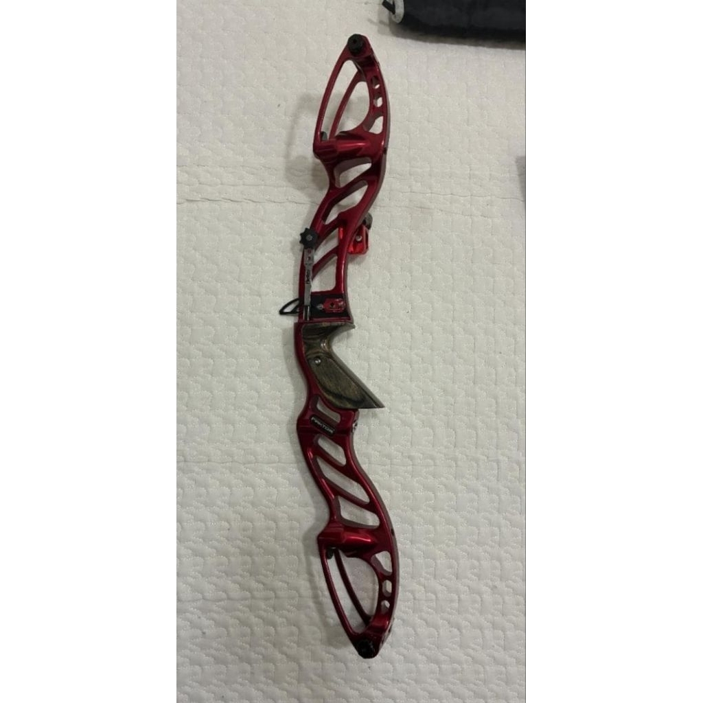 Hoyt Formula Faktor 25" RH Red