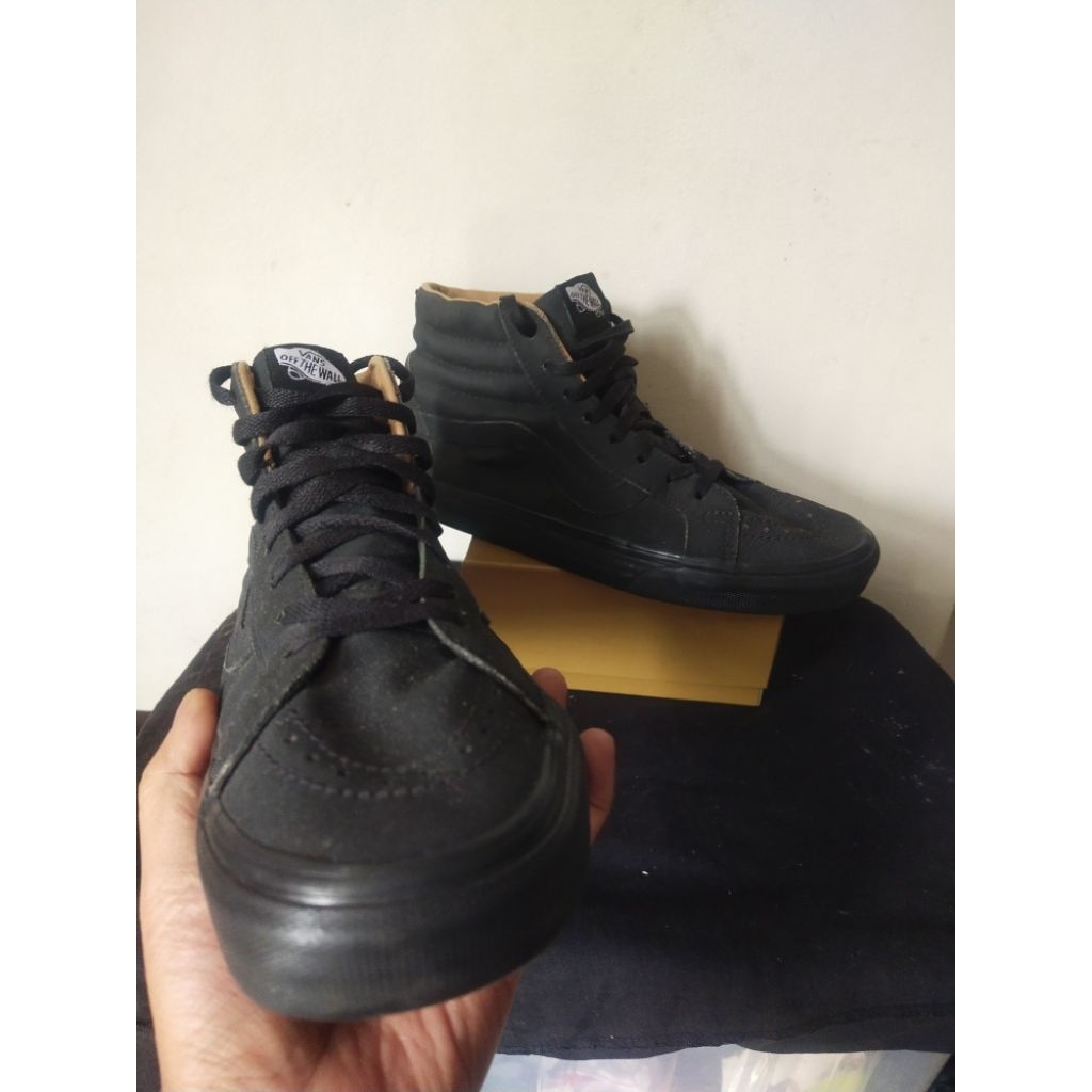 Vans Sk8-Hi reissue size 42