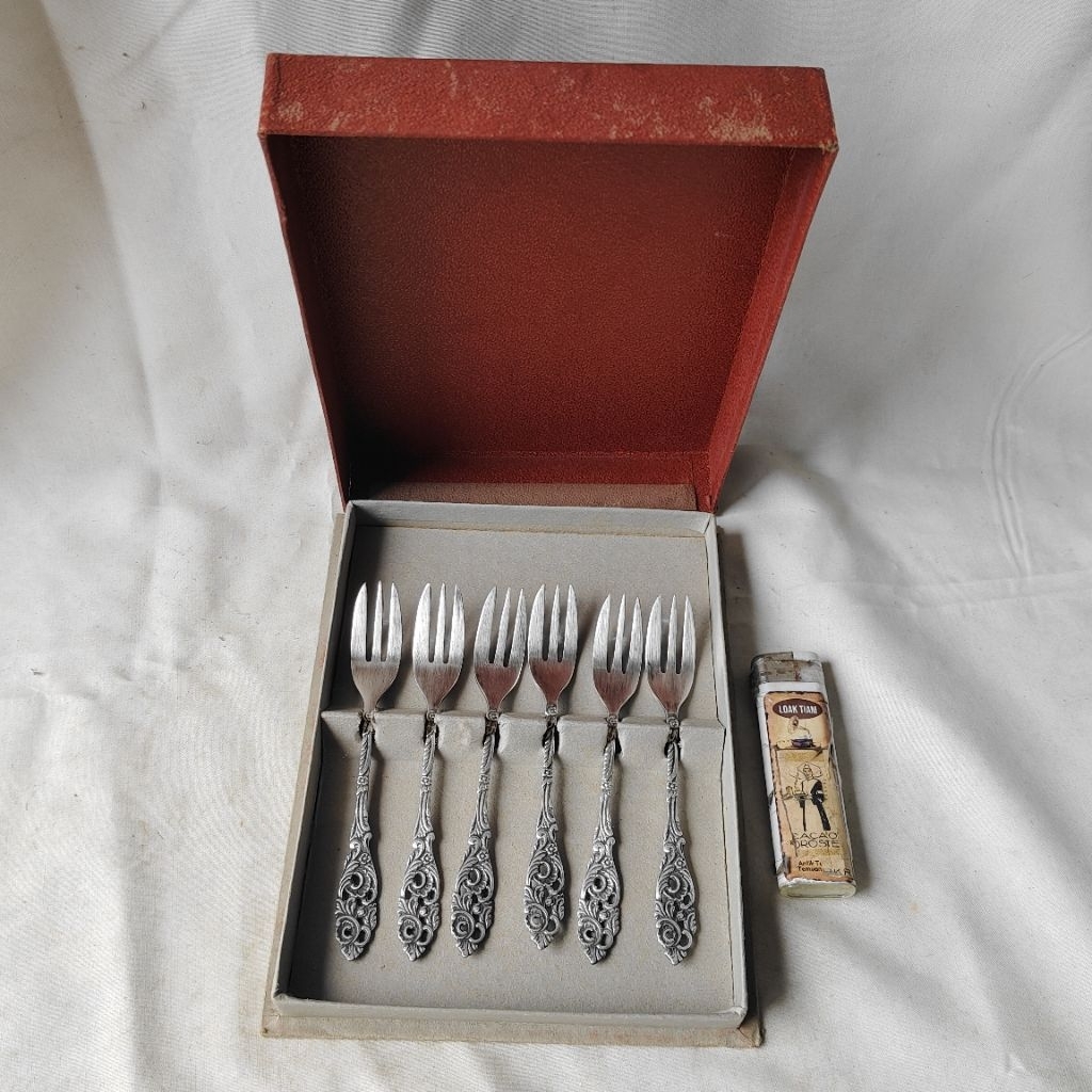 Pajangan Vintage NOS 6 Garpu Dessert Alpaca Gero 90