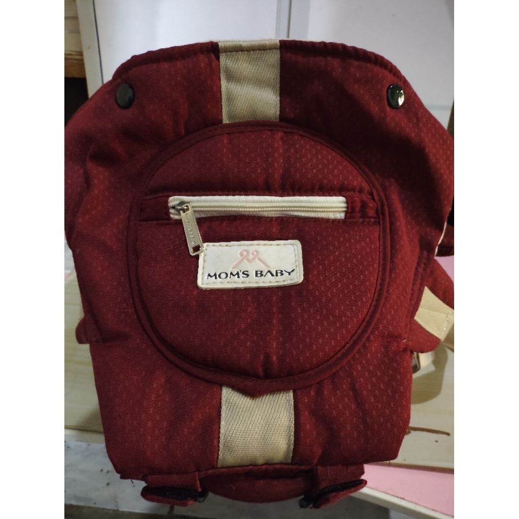 PL Gendongan Hipseat Moms Baby