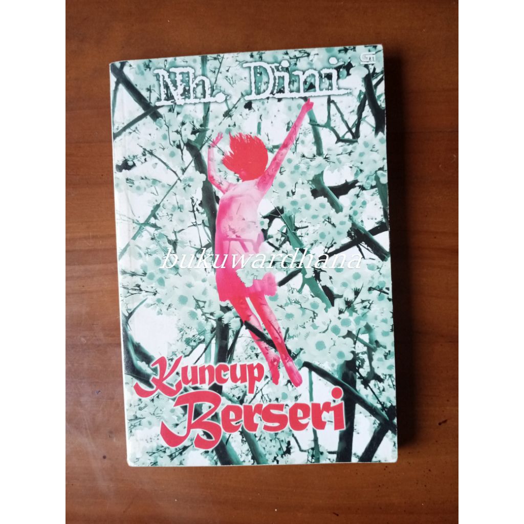 Nh. Dini - Kuncup Berseri