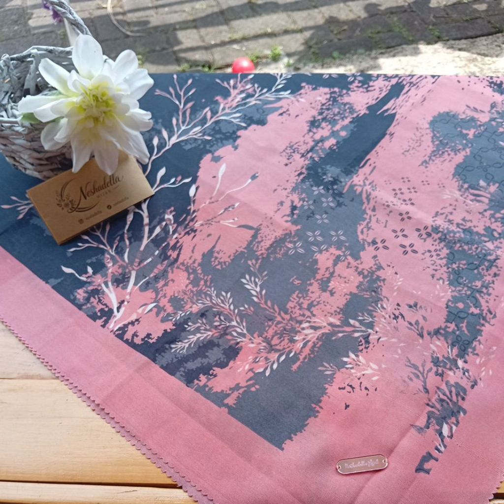 Hijab segi empat Jumbo Syar'i Warna Peach P2-125 cm