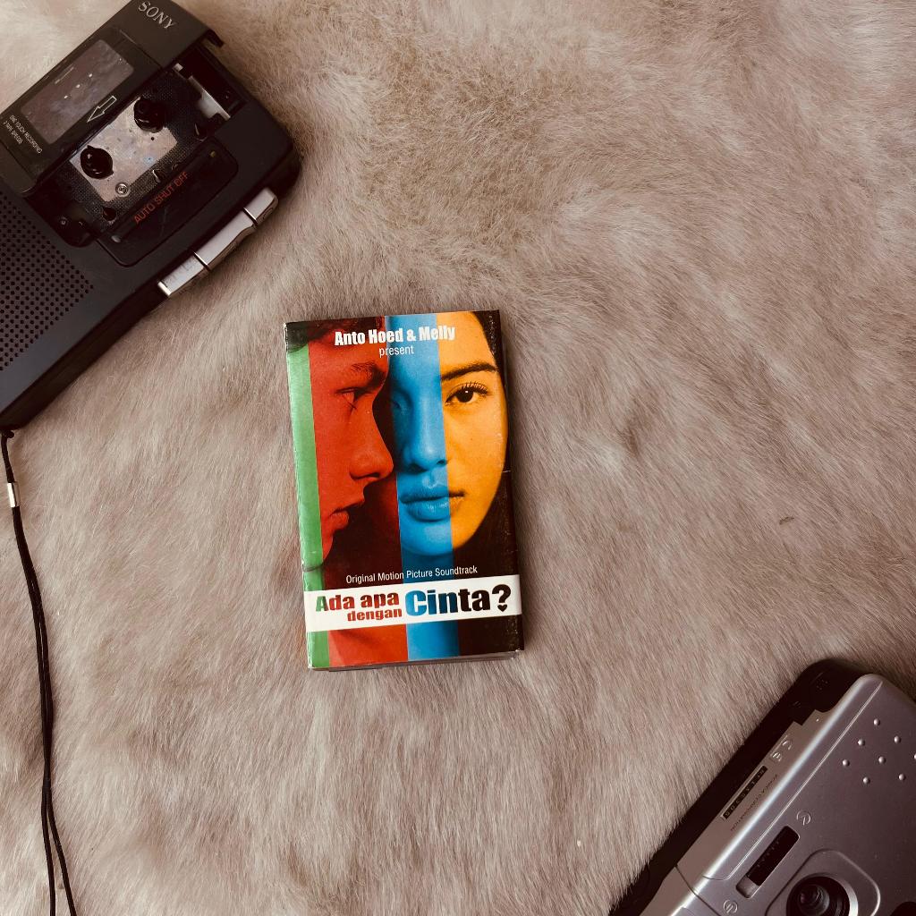 Kaset Pita OST ADA APA DENGAN CINTA? Original Soundtrack Film Legendaris