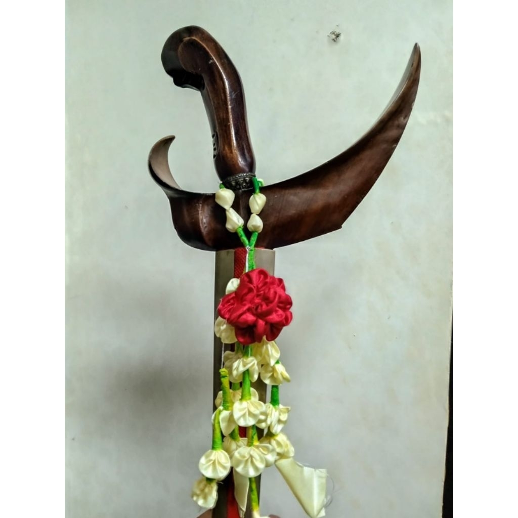 Keris Sepuh Carubuk Luk Kembo Era Padjajaran Warangka Ladrang Solo