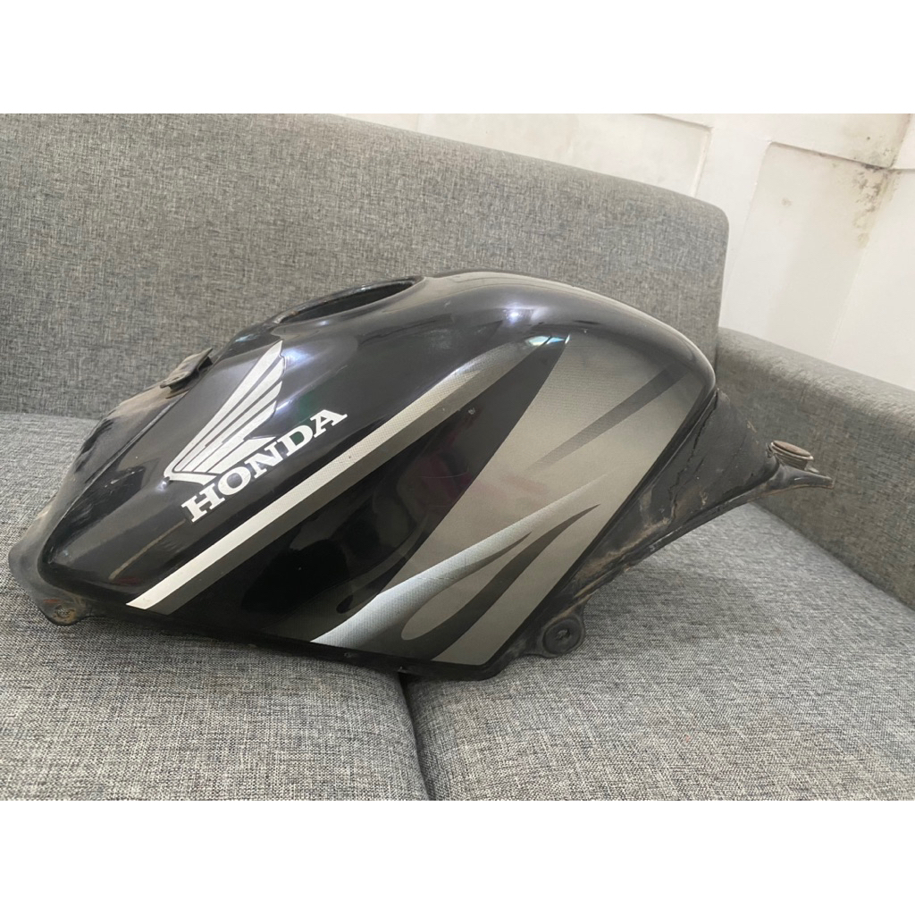 tanki honda cbr 150r old thailand cbr old cbu karburator tenki tank bensin