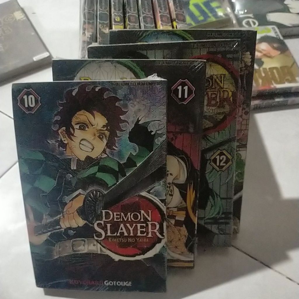 Komik Demon Slayer Kimetsu no Yaiba
