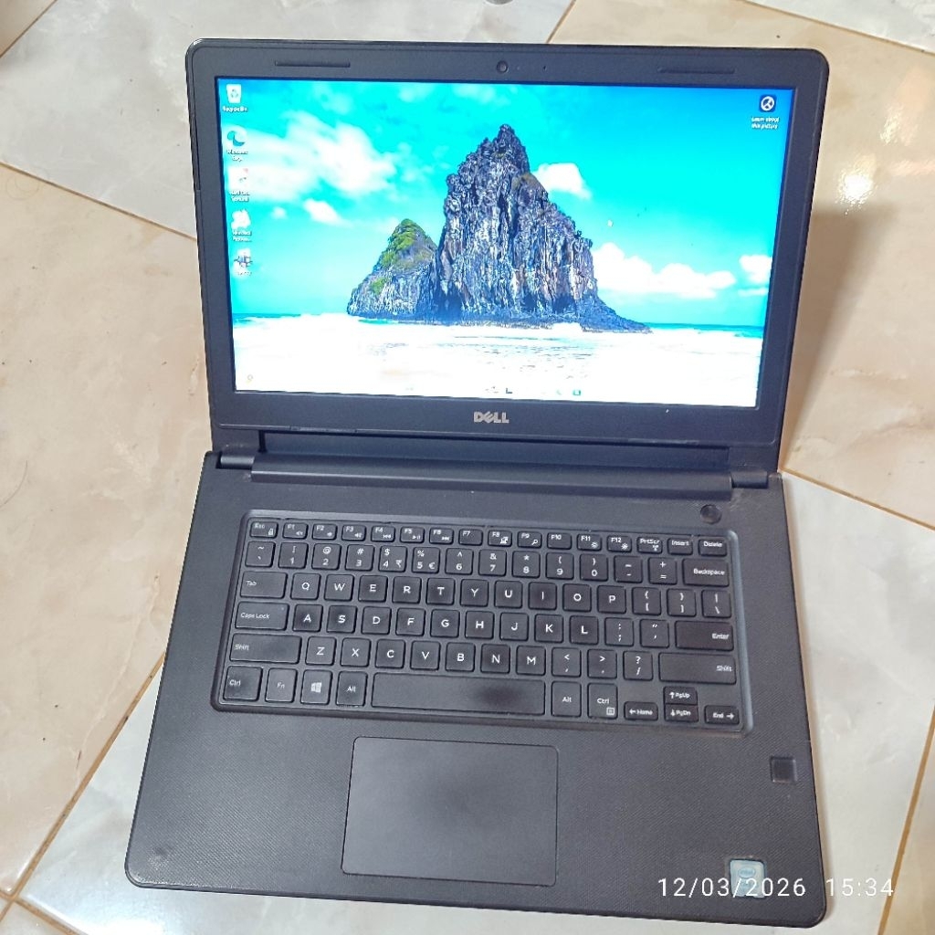 Dell vostro 5478 i5 8250U ram 8 vga amd 2gb ssd 256