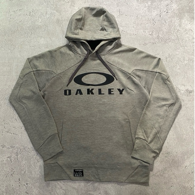Oakley Pullover Hoodie Center Logo