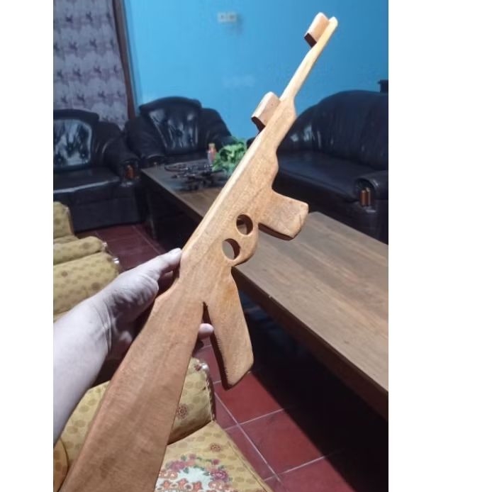 SENAPAN MAINAN - SENAPAN KAYU - SENAPAN AK 47 - SENAPAN MAINAN - PISTOL MAINAN - PISTOL KAYU