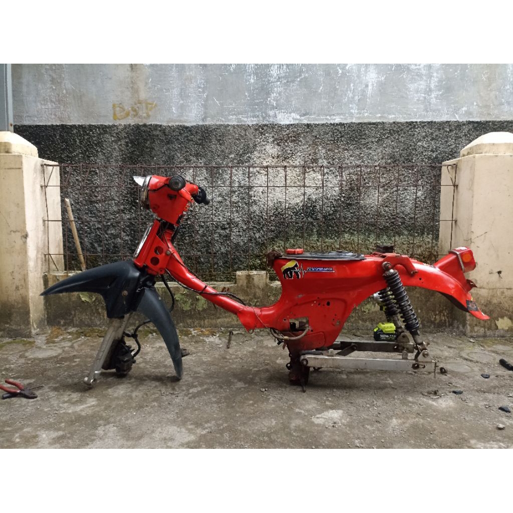 Frame set Honda C70 PNP mesin Honda Karisma 125