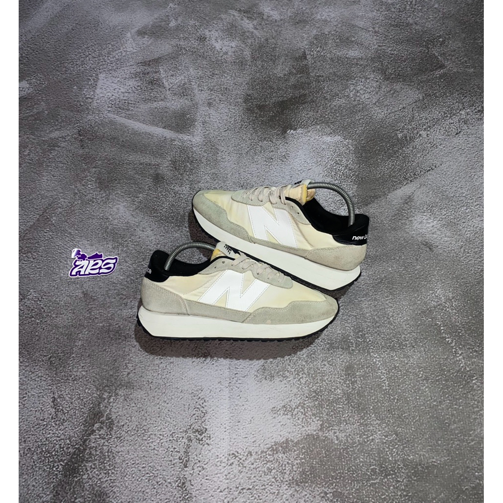 New Balance 237 Timberwolf