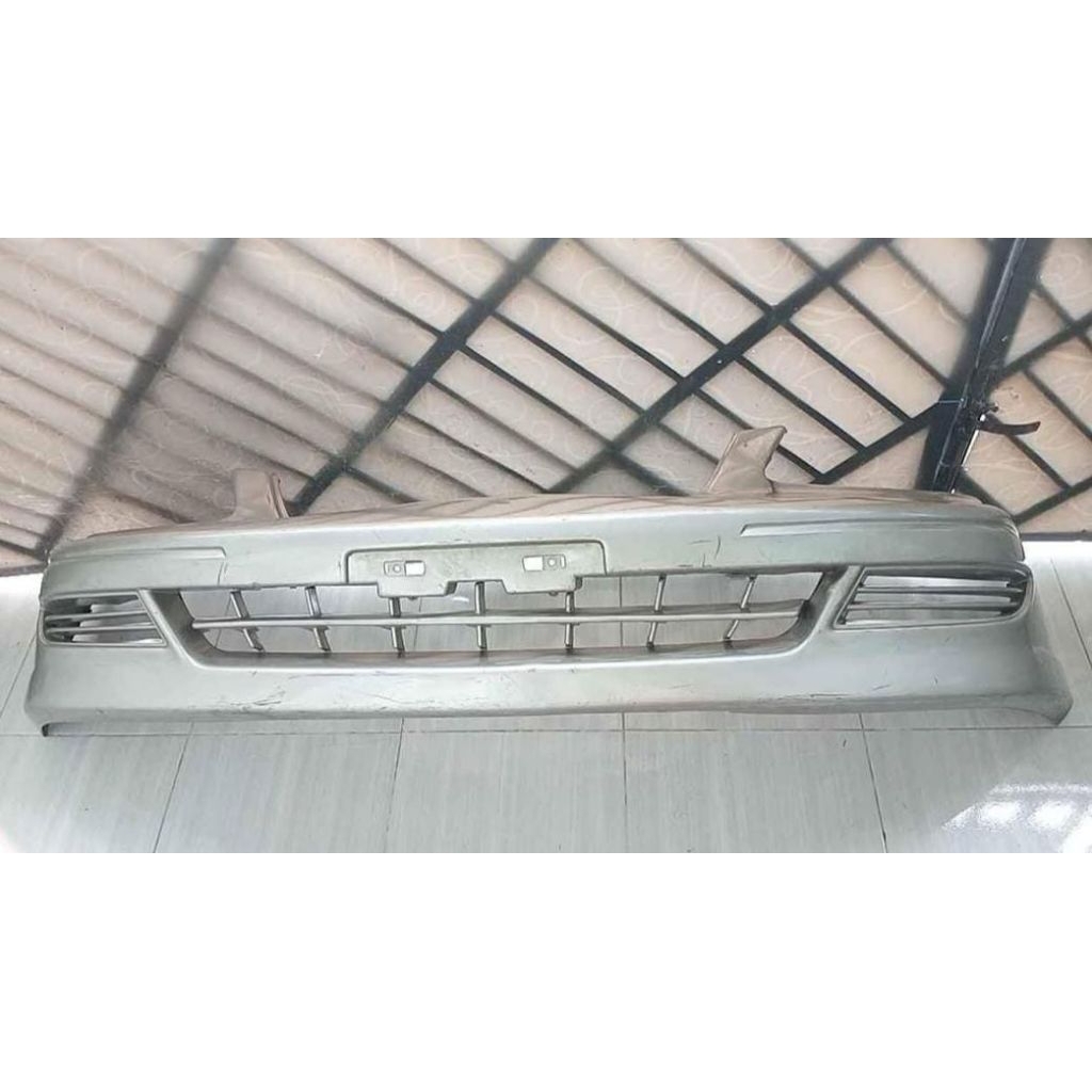 Bemper lancer cedia original