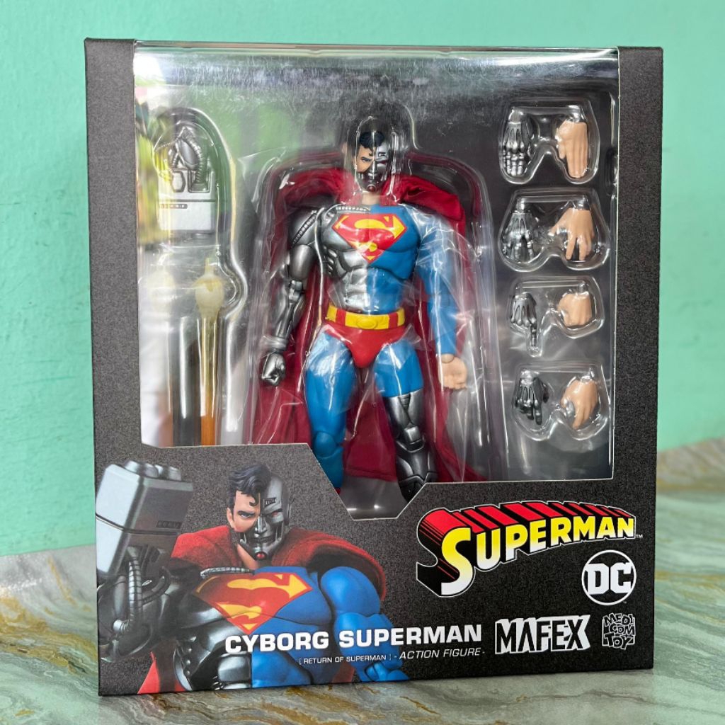 Medicom Toy Mafex DC Comics Cyborg Superman New MISB
