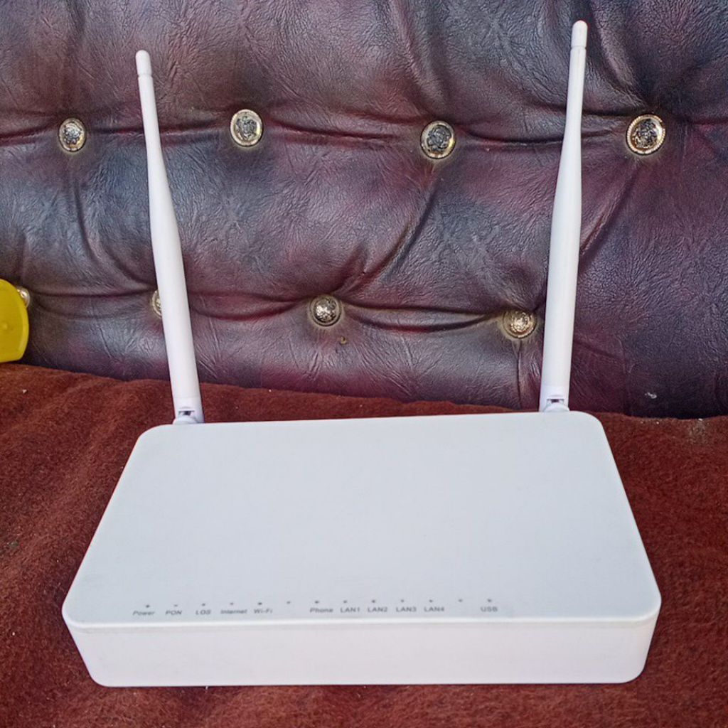 Router wifi ZTE EPON ONT ZXHN F460, second