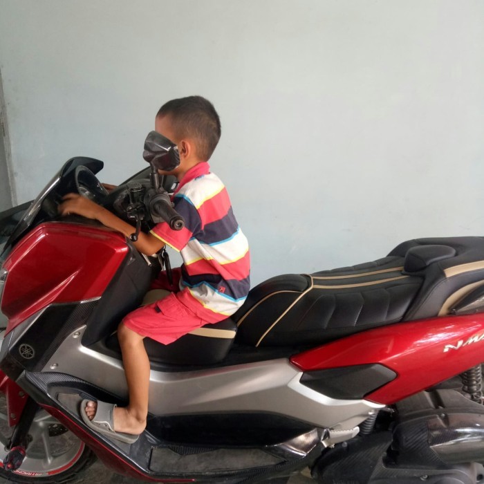 Jok bantal anak untuk duduk di motor Jok anak motor bebek dan motor metik