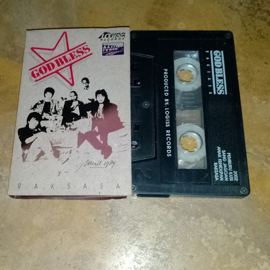 Kaset pita: Godbless-Raksasa