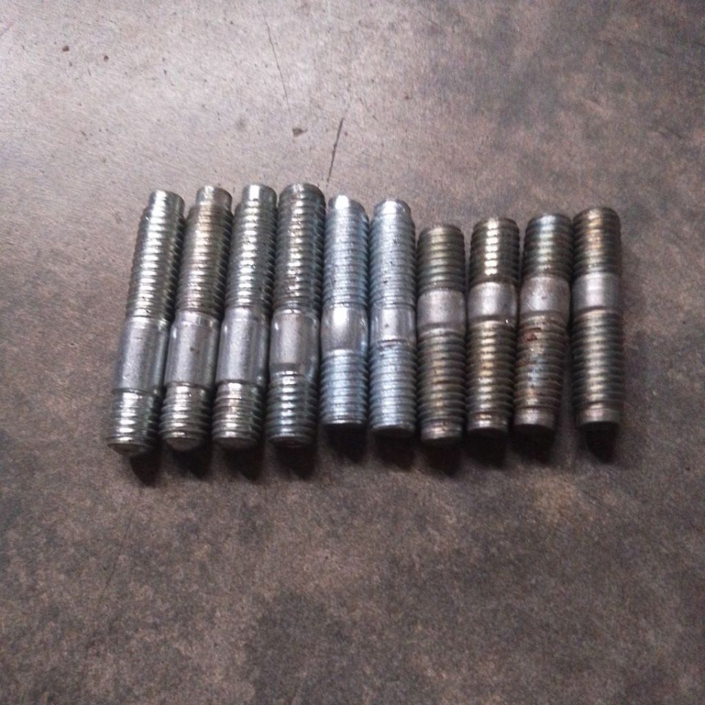 baut knalpot drat 12