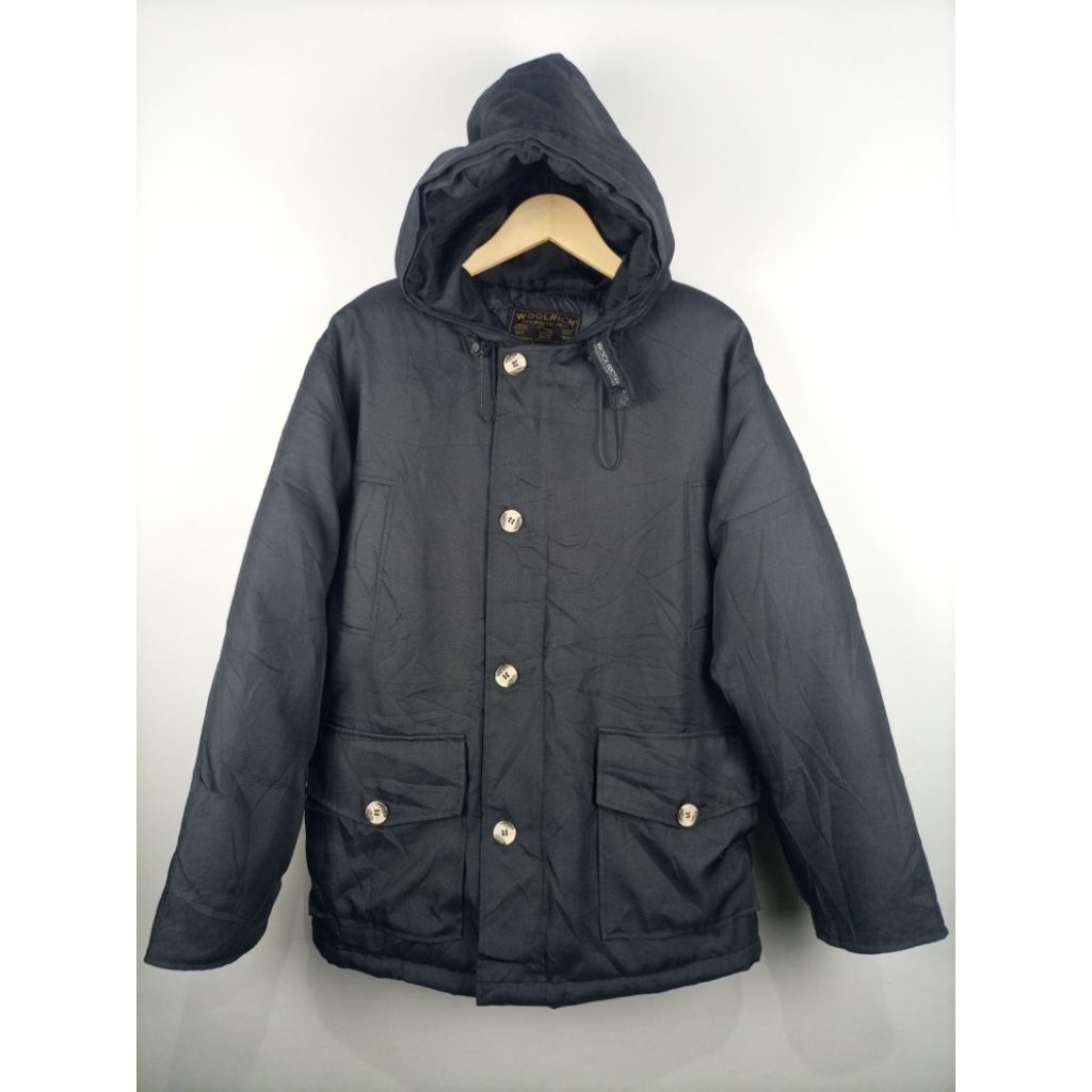 Jaket Gelembung Gembul Tebal Woolrich John Rich And Bros Fashion Jacket_Hitam_Size XL