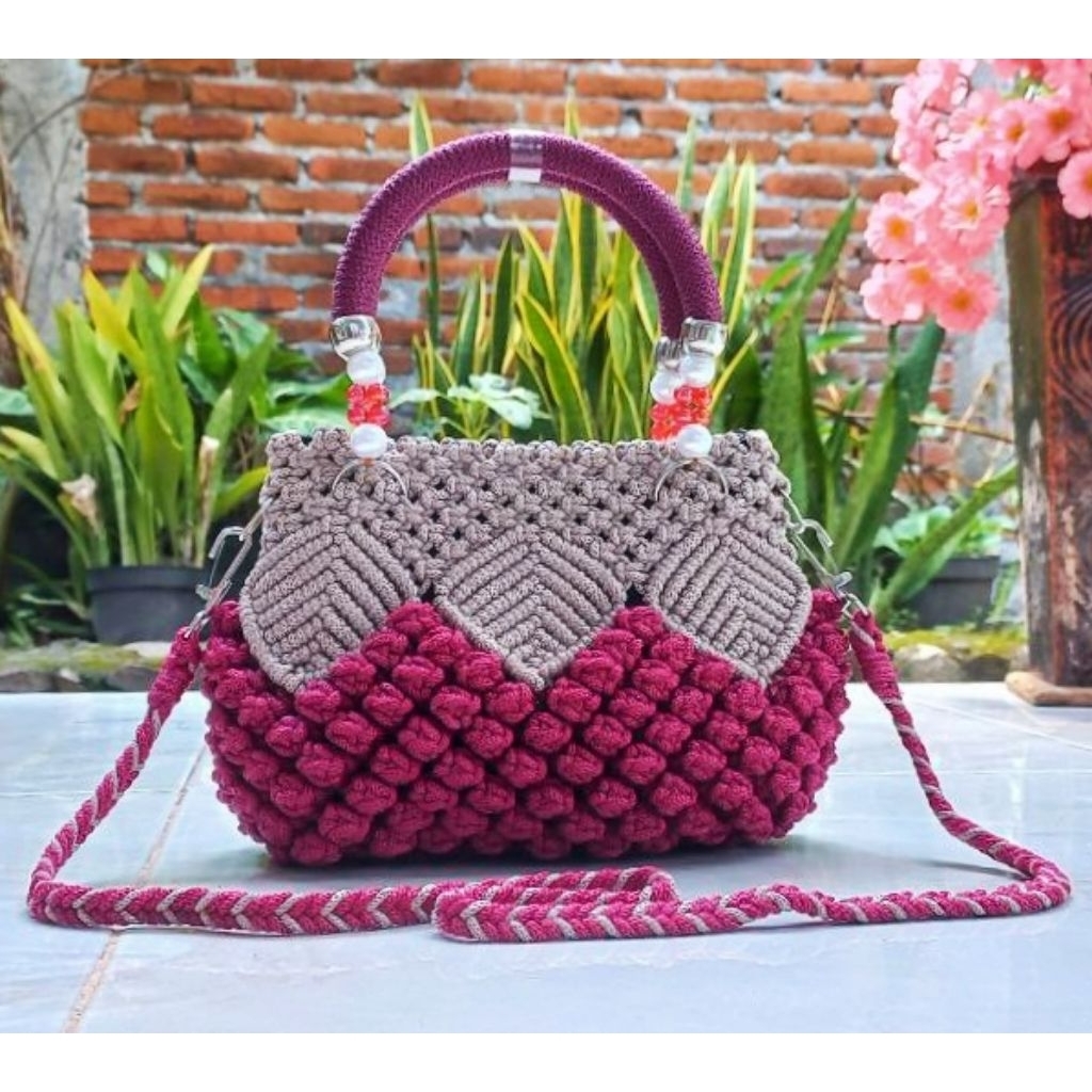 Tas Rajut Motif Strawberry Tas Pesta Mewah Tas Handmade Kekinian Tas Macrame Wanita Terbaru Tas Moti