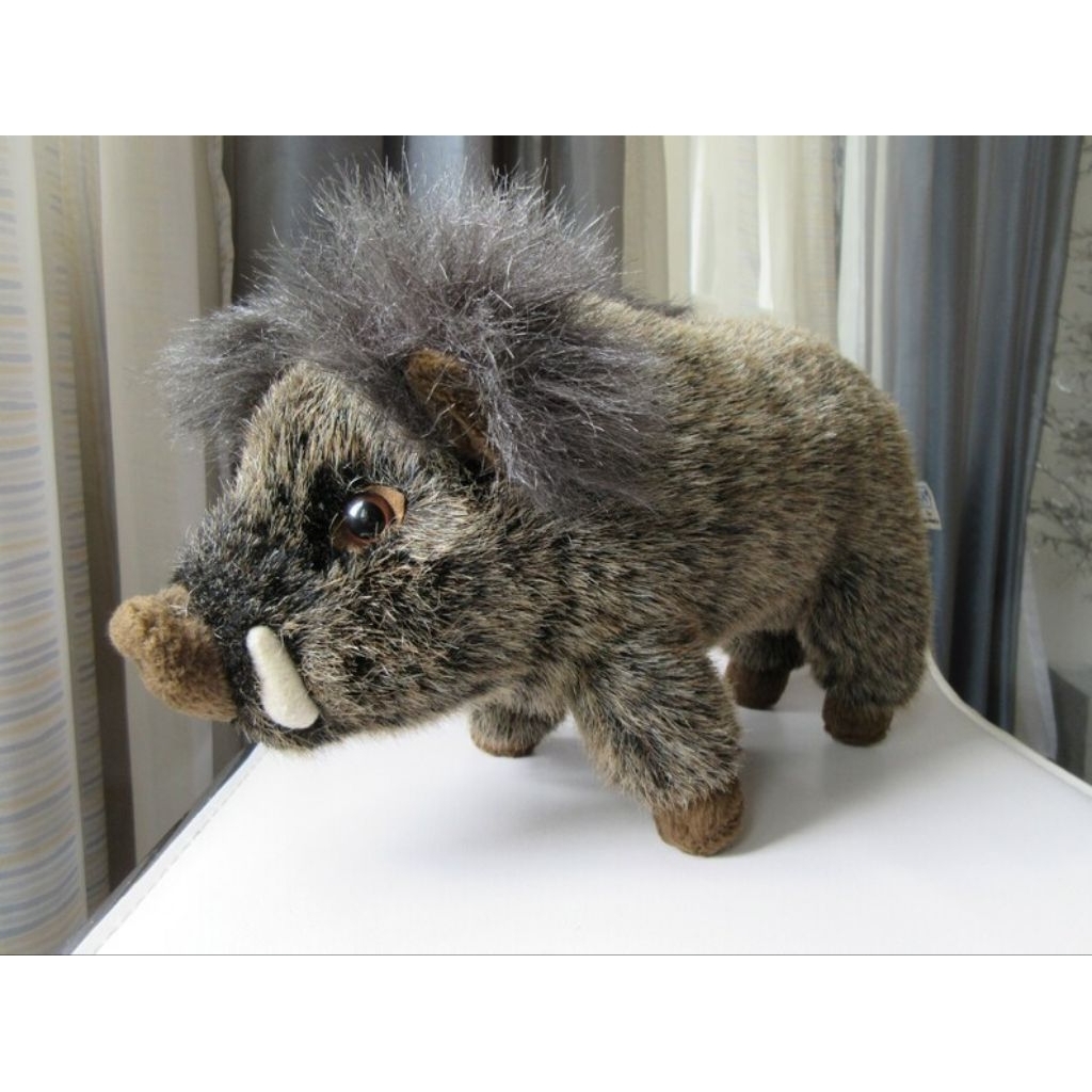 Boneka Babi Hutan Hansa Vintage, Mainan Boneka Lembut Cokelat/Abu-abu
