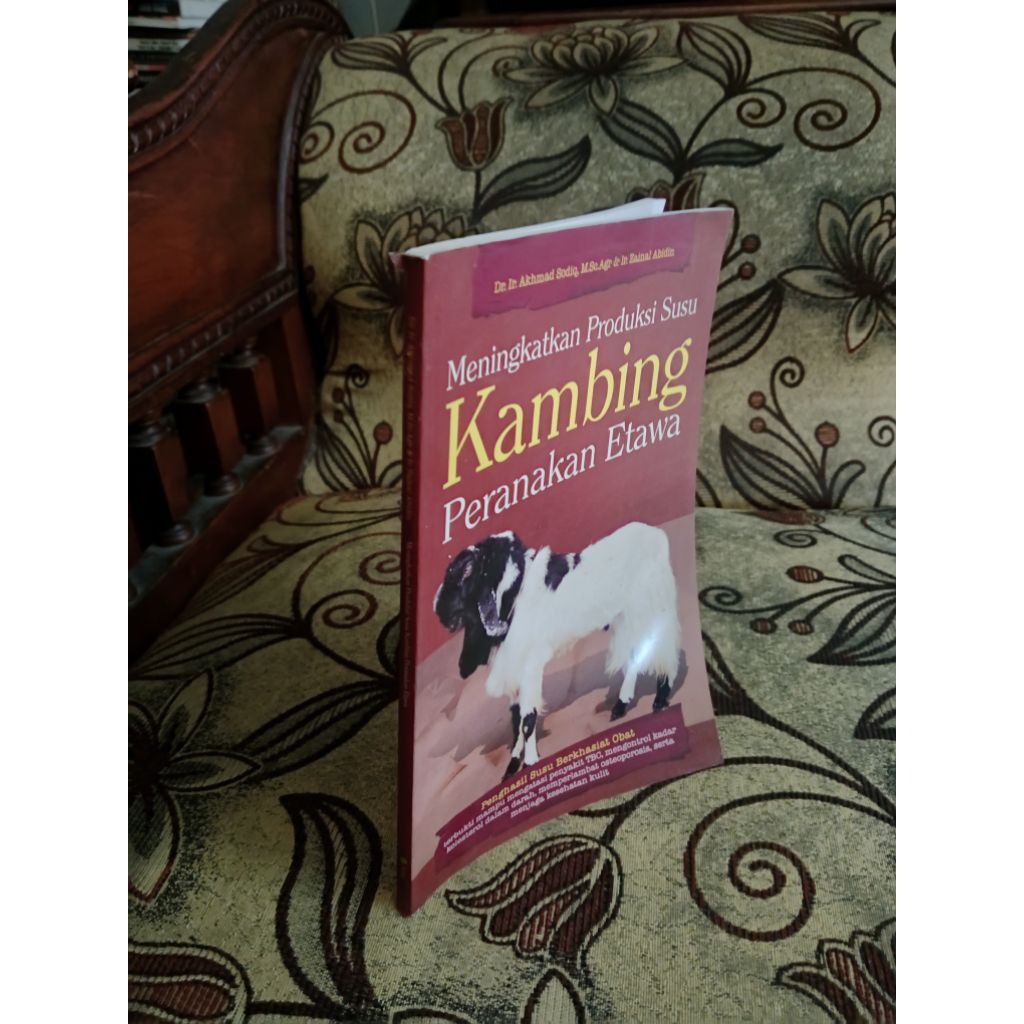 Buku Meningkatkan Produksi Susu Kambing Peranakan Etawa