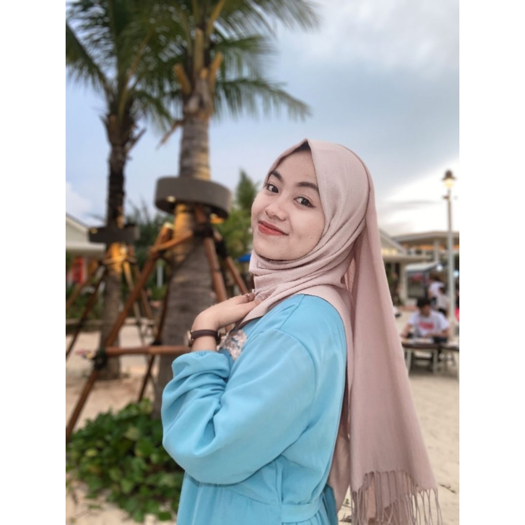 (Preloved) Dress Tingkat Renda