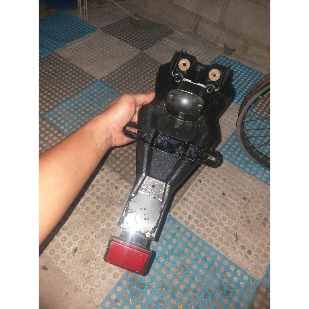 spakbor slebor belakang assy lengkap klx s d tracker lama old ori original second bekas