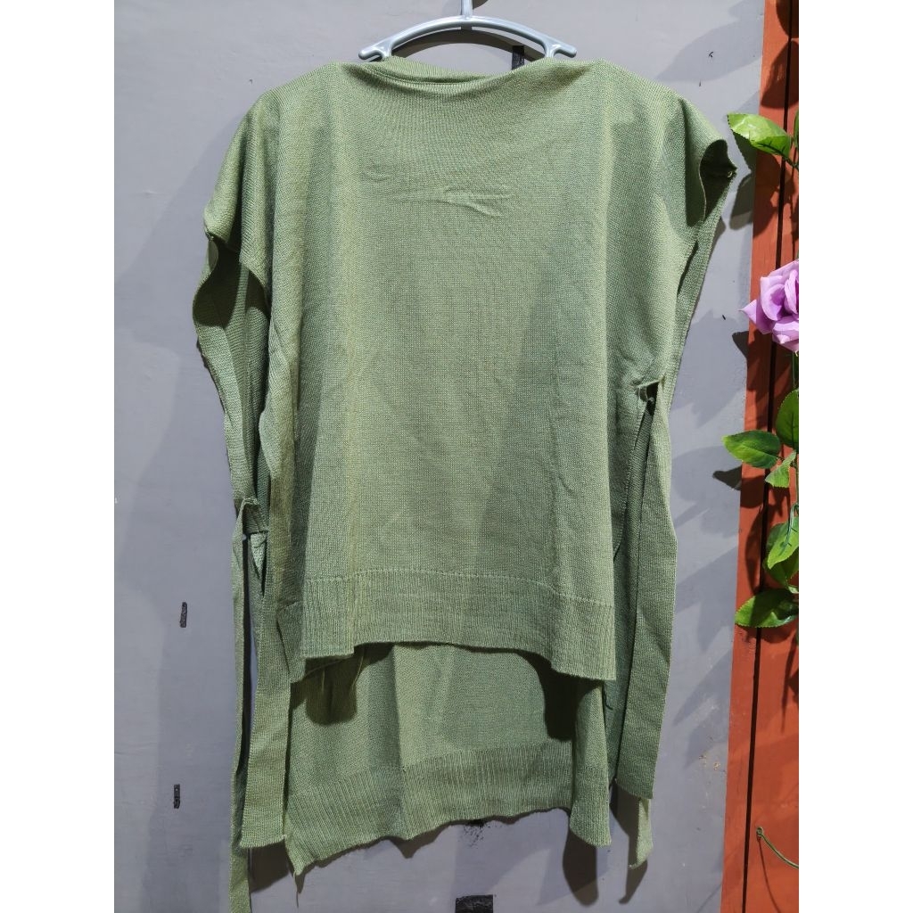 VEST ROMPI RAJUT TALI / VEST KNIT OUTER
