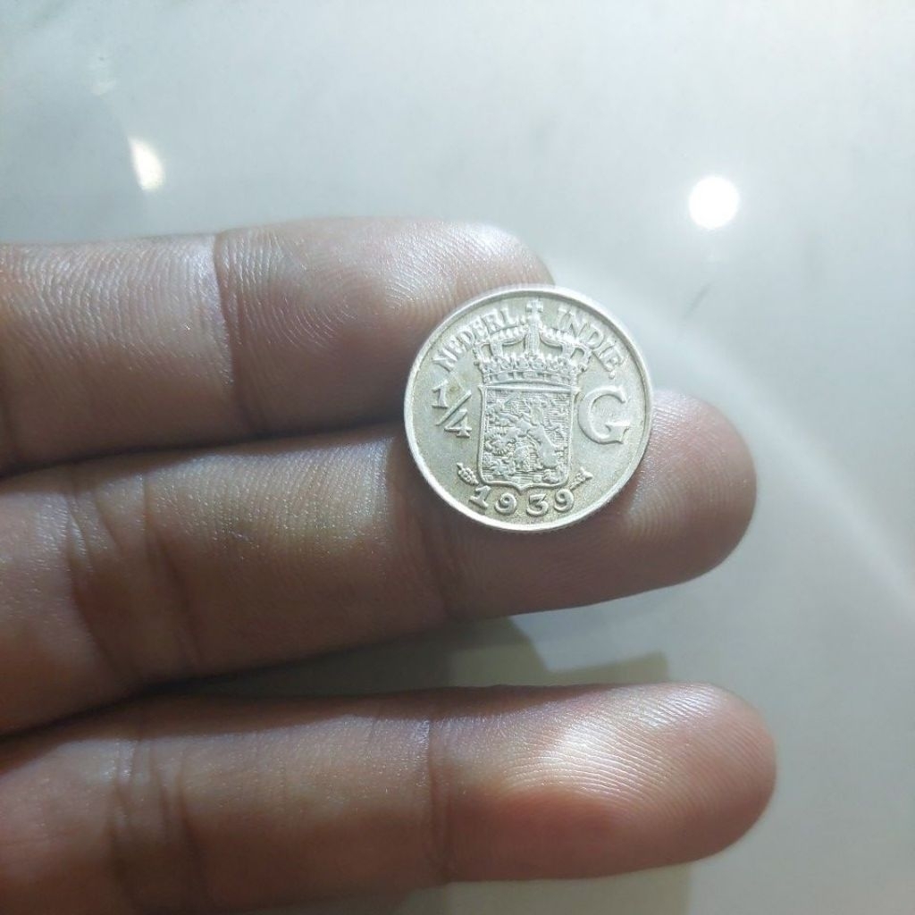 Koin perak 1/4 Gulden tahun 1939. Vf to xf.