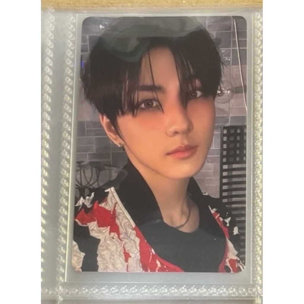 official jungwon enhypen photocard pc romance untold bthb vampire yzy yizhiyu withfans