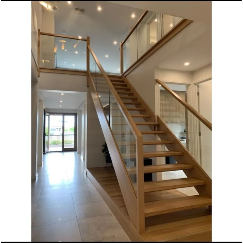 Railing tangga pegangan kayu + kaca 10mm