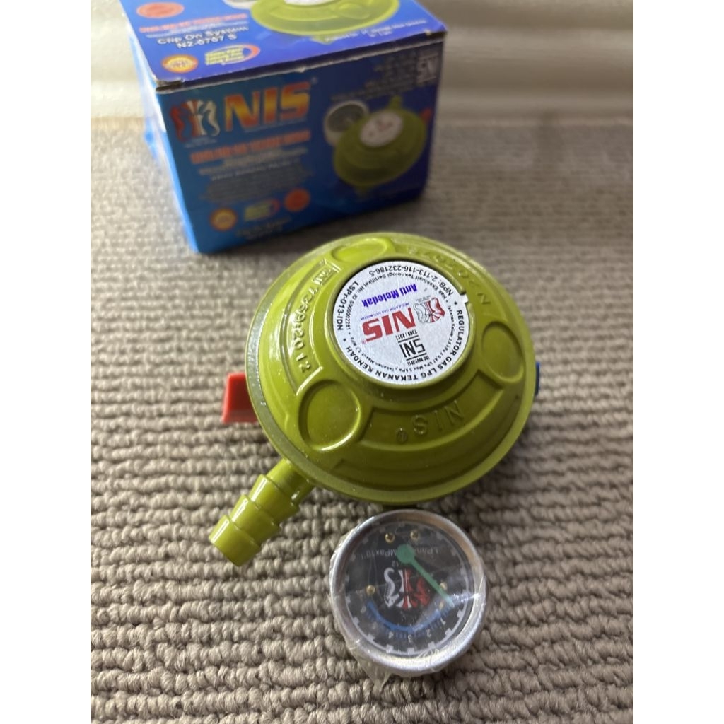 regulator gas nis double lock hijau