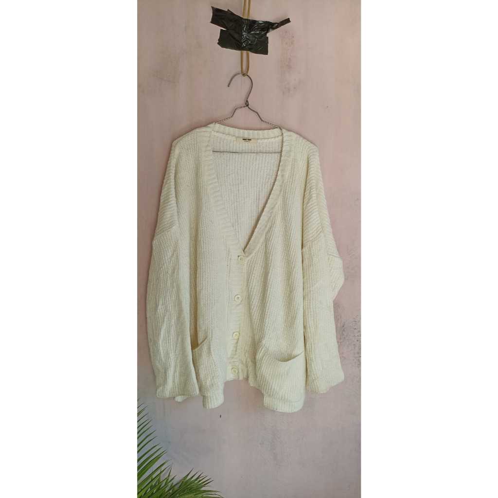 CARDIGAN WARNA PUTIH TULANG HONEY KNIT BIG SIZE SCOND