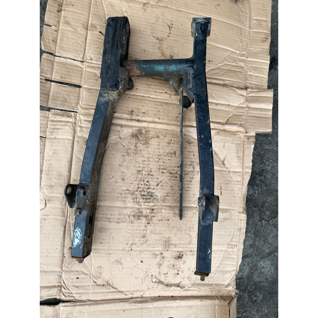 Swing arm lengan ayun kawasaki kaze r original copotan motor