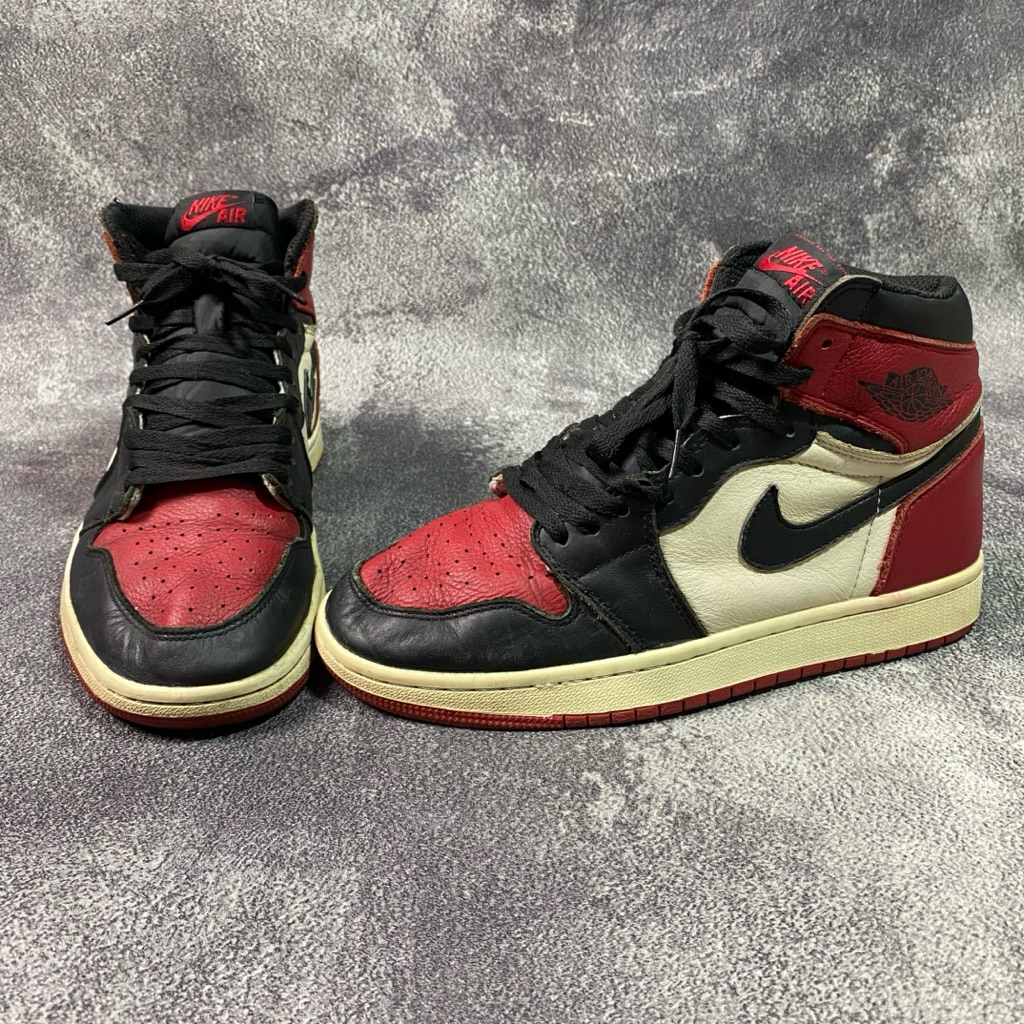 Sepatu Sneakers Nike Air Jordan 1 Second Original