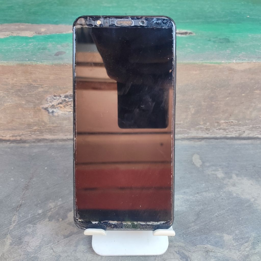 Xiaomi redmi 5 plus ram 3/64 gb minus mati total.